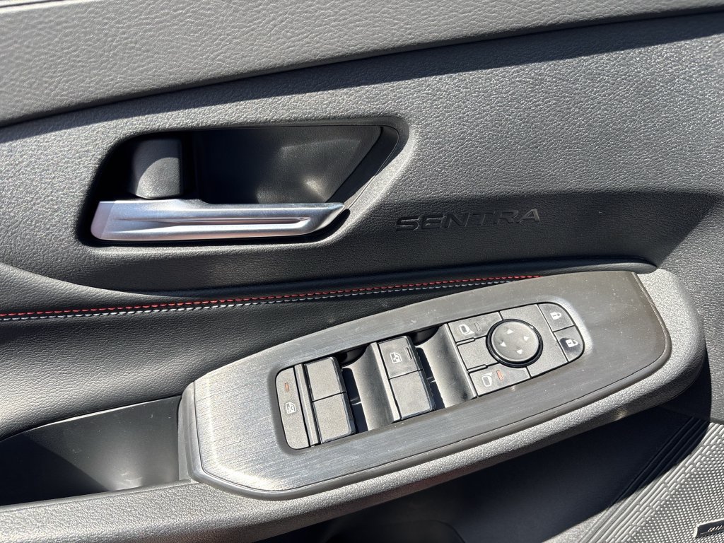 New 2027 Nissan Sentra SR FWD image 23