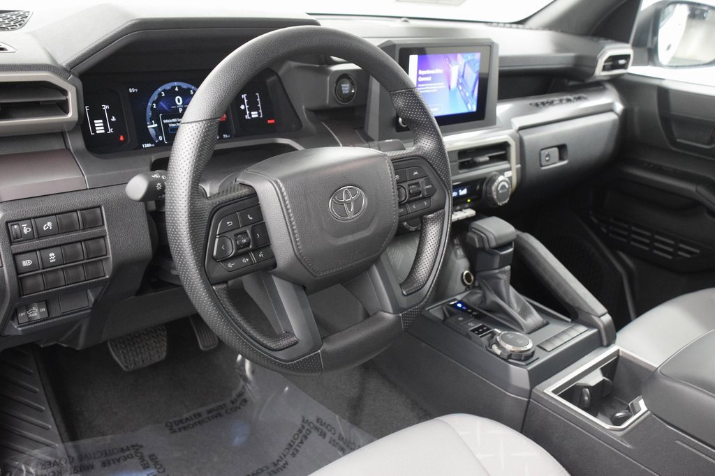 Used 2025 Toyota Tacoma SR5 image 18