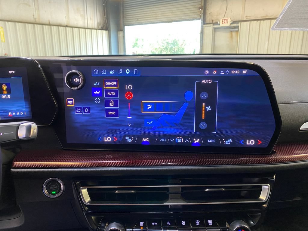Used 2026 Chevrolet Traverse Z71 w/ Enhanced Driving Package AWD/4WD image 43