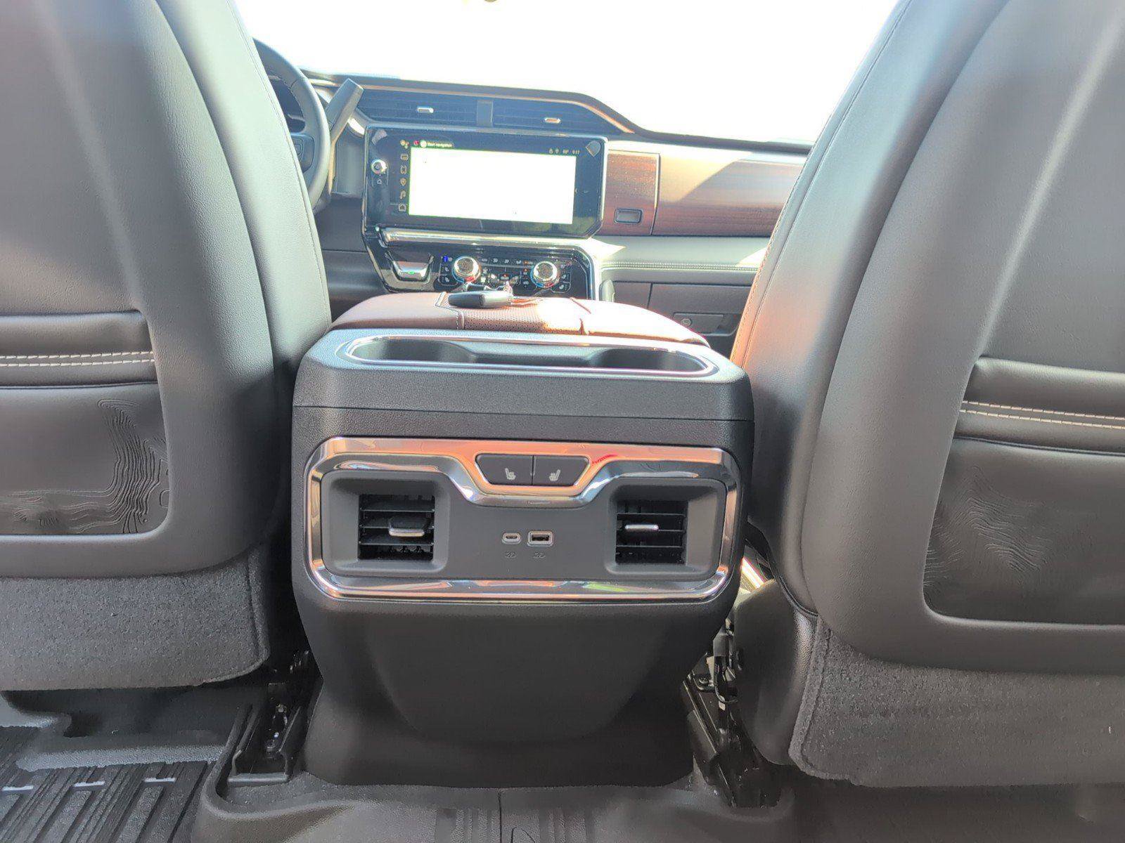 New 2026 GMC Sierra 2500 Denali Ultimate AWD/4WD image 35