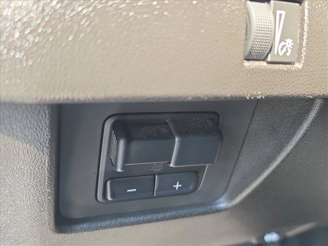 Used 2024 Chevrolet Colorado Trail Boss w/ Technology Package AWD/4WD image 10