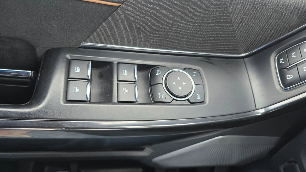 Used 2022 Ford F150 Platinum w/ Equipment Group 701A High image 21