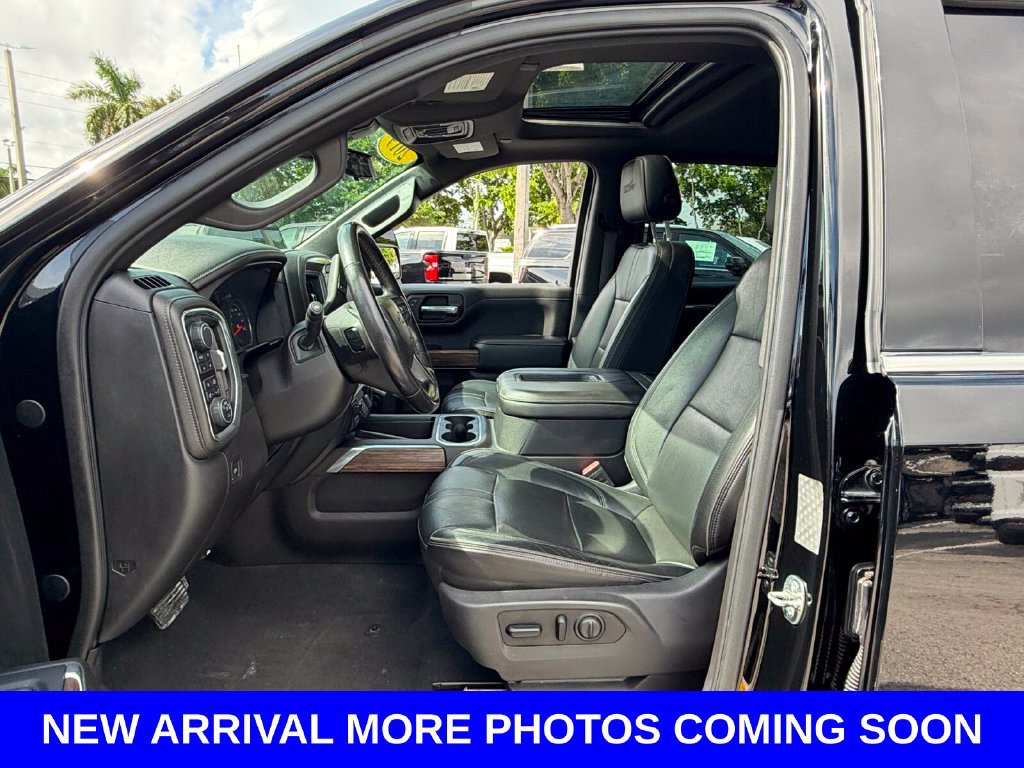 Used 2019 Chevrolet Silverado 1500 High Country w/ Technology Package AWD/4WD image 10
