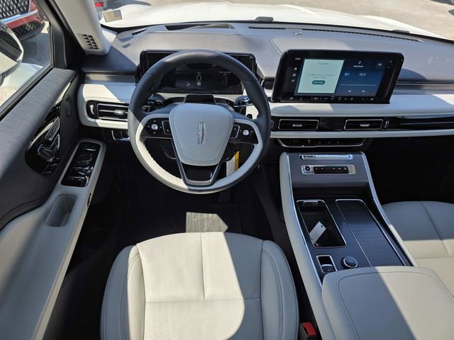 New 2025 Lincoln Aviator 2WD image 6