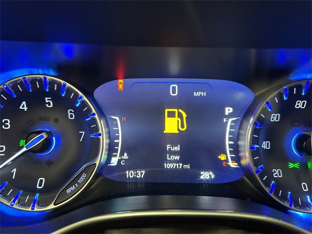 Used 2020 Chrysler Pacifica Limited image 23