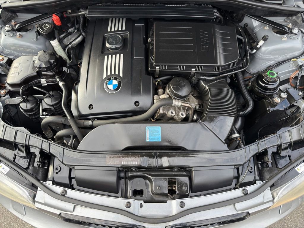 Used 2010 BMW 135i Coupe image 27