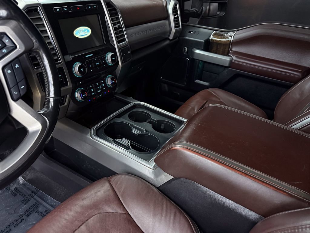 Used 2017 Ford F250 Platinum w/ Platinum Ultimate Package image 13