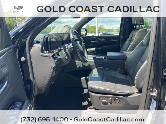 Used 2023 Cadillac Escalade ESV Premium Luxury AWD/4WD image 18