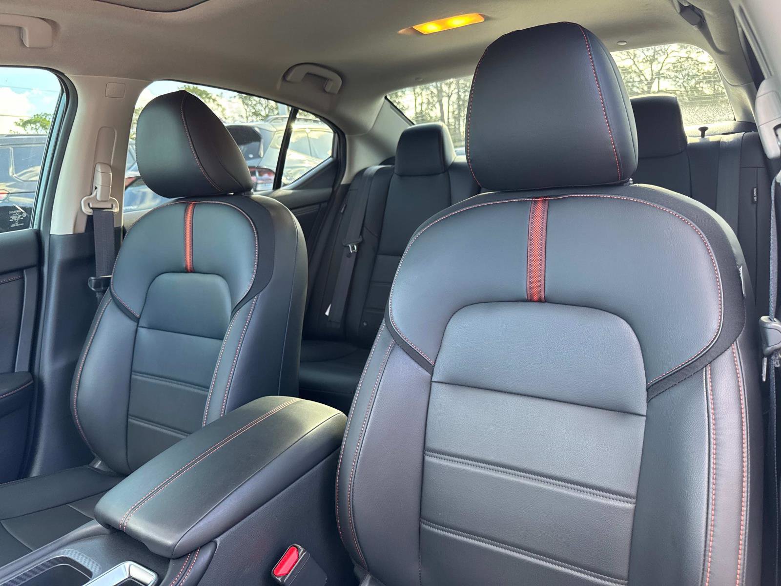 Used 2025 Nissan Sentra SR w/ SR Premium Package FWD image 20