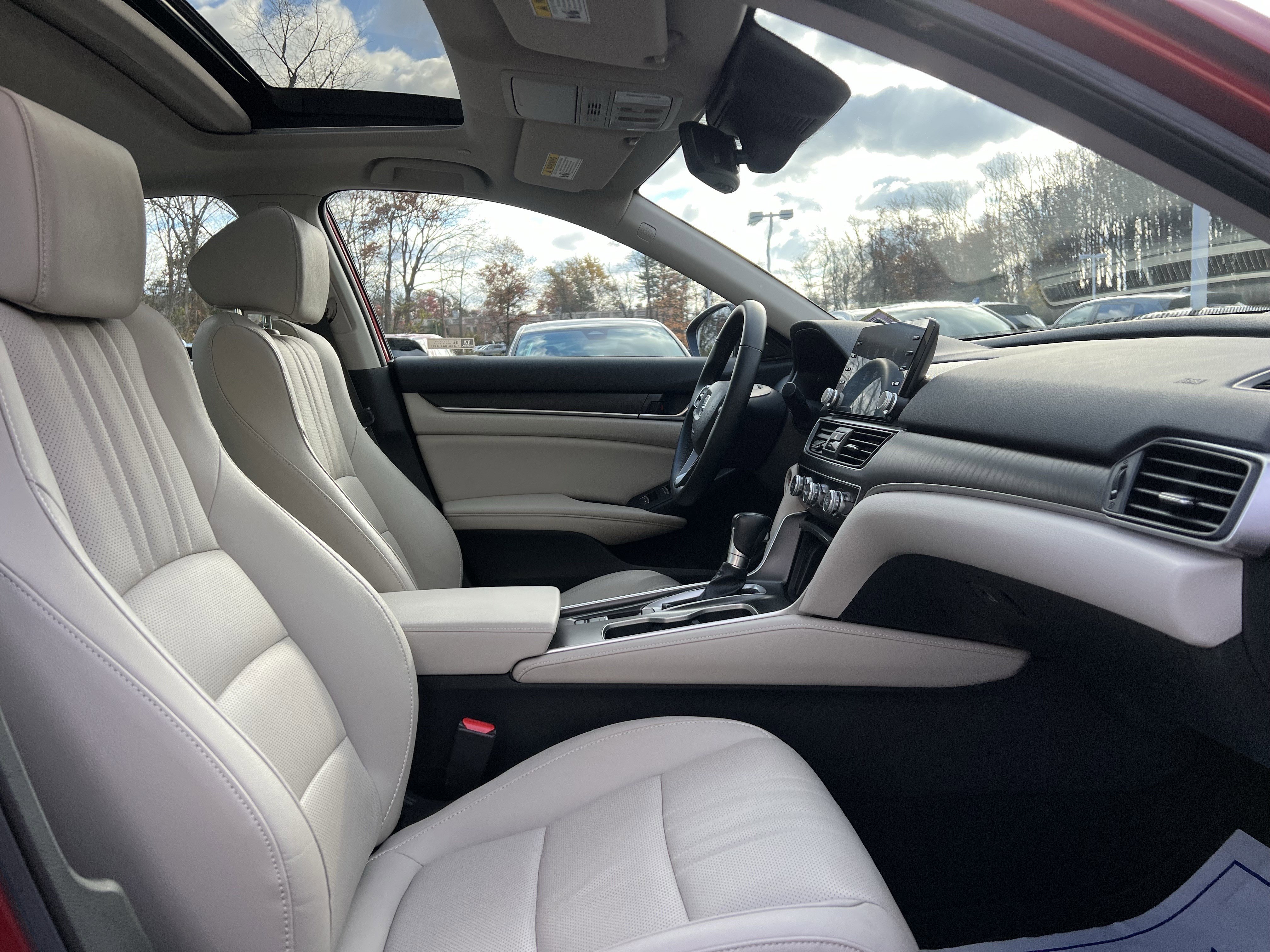 Certified 2019 Honda Accord EX-L image 15