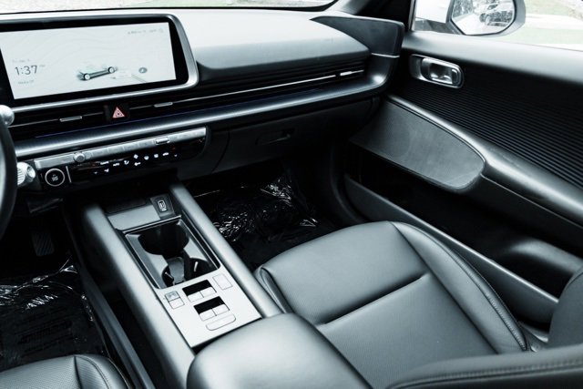 Used 2023 Hyundai Ioniq 6 SEL image 24