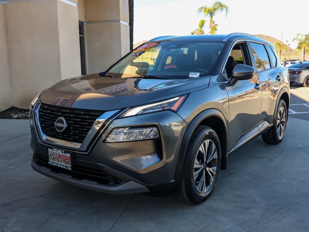 Used 2023 Nissan Rogue SV w/ SV Premium Package image 8