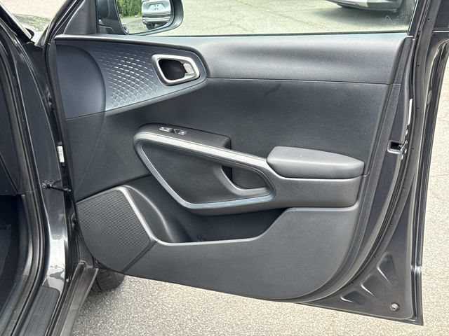 Used 2023 Kia Soul EX FWD image 8