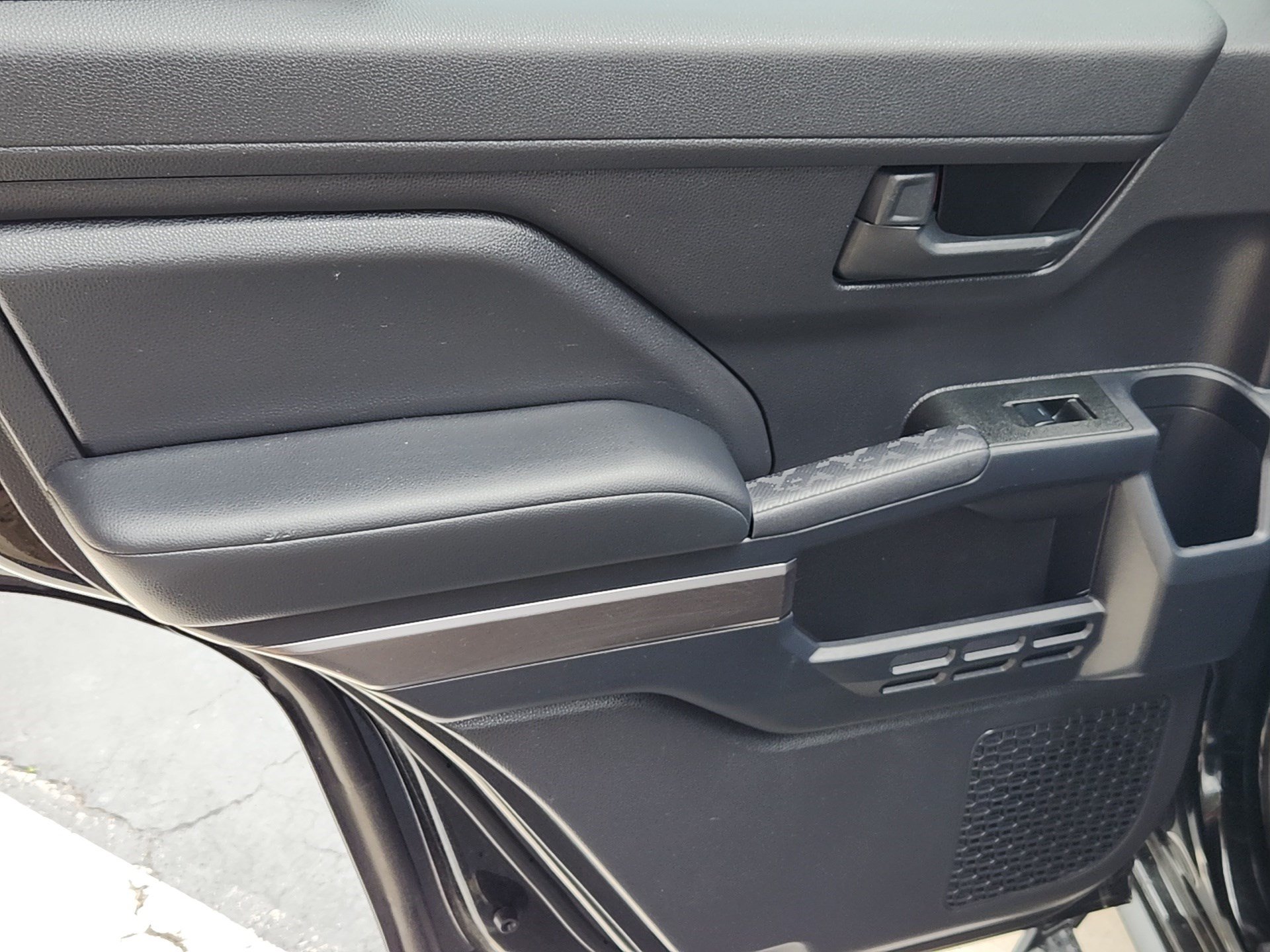 Certified 2025 Toyota 4Runner SR5 AWD/4WD image 21