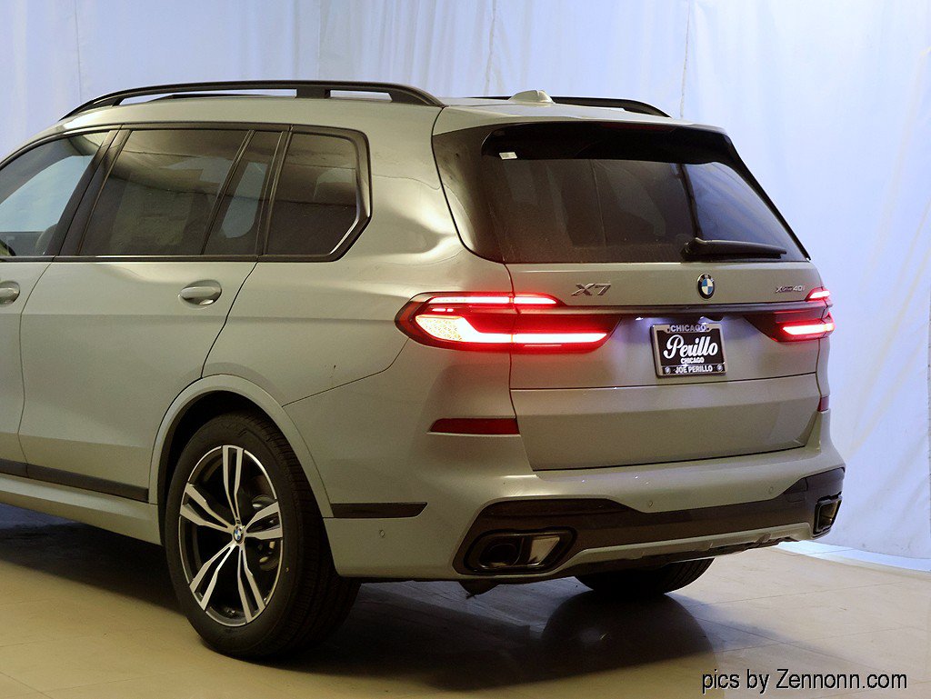 New 2027 BMW X7 xDrive40i w/ M Sport Package AWD/4WD image 8