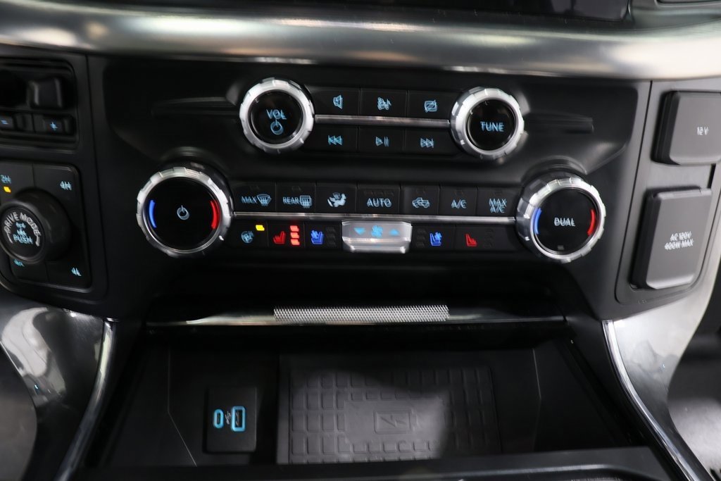 Used 2022 Ford F150 Lariat w/ Equipment Group 502A High image 10