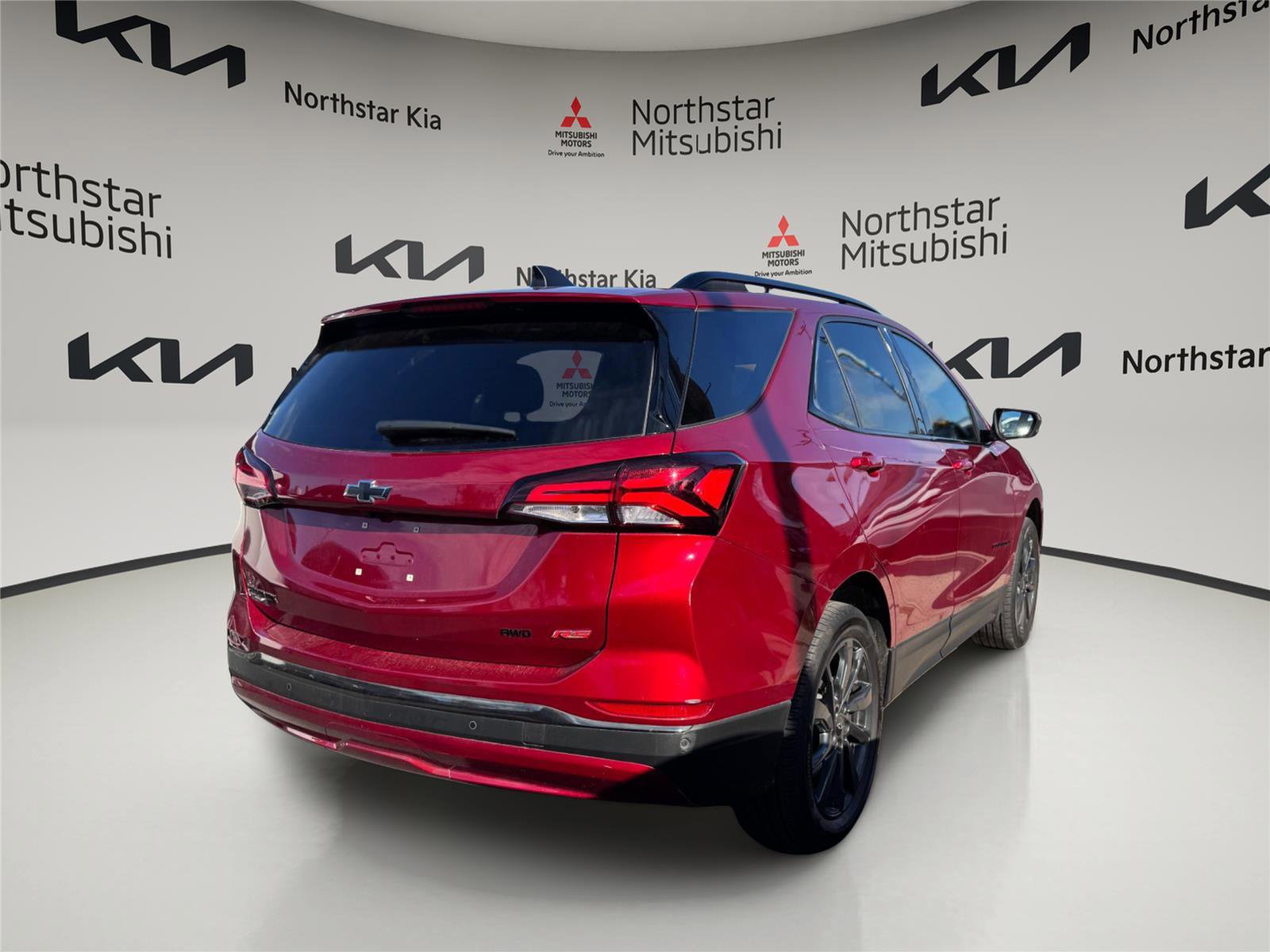 Used 2023 Chevrolet Equinox RS image 4