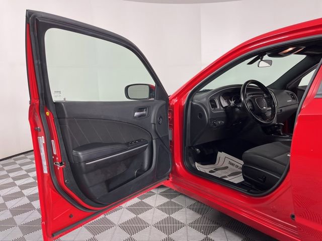 Used 2022 Dodge Charger SXT image 16