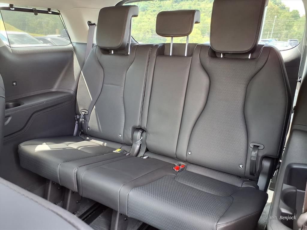 New 2026 Kia Carnival LXS image 40