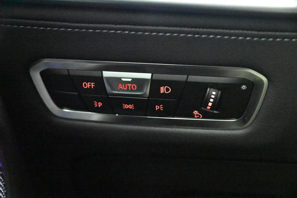 Used 2023 BMW XM AWD/4WD image 27