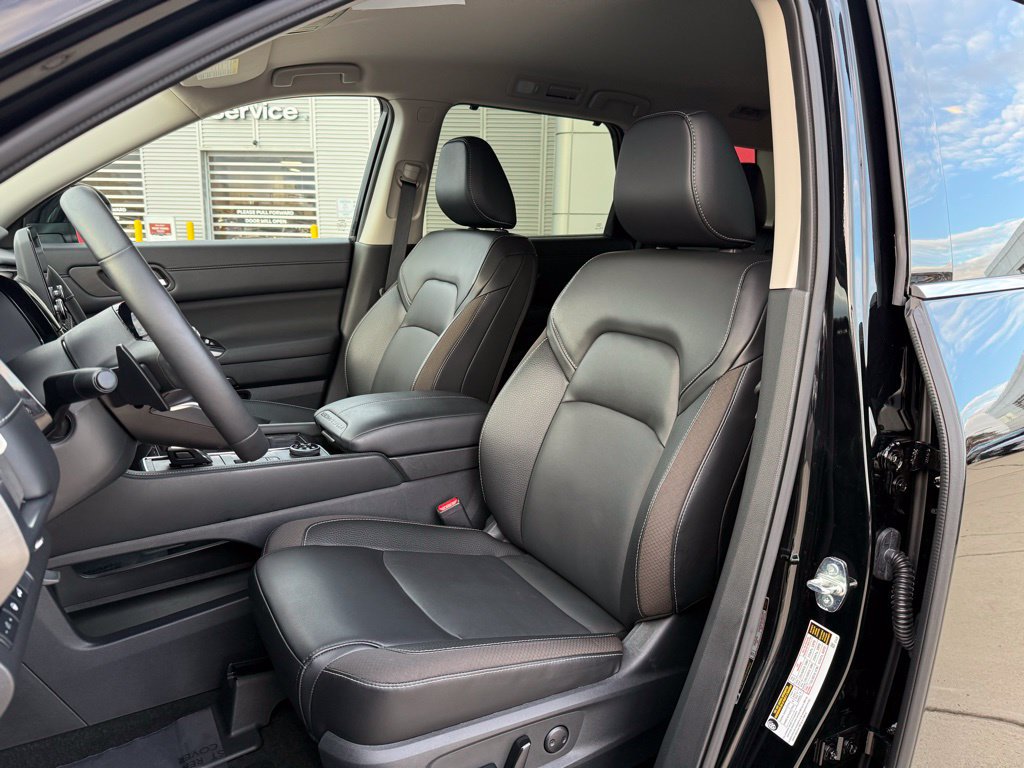 Certified 2024 Nissan Pathfinder SL AWD/4WD image 12