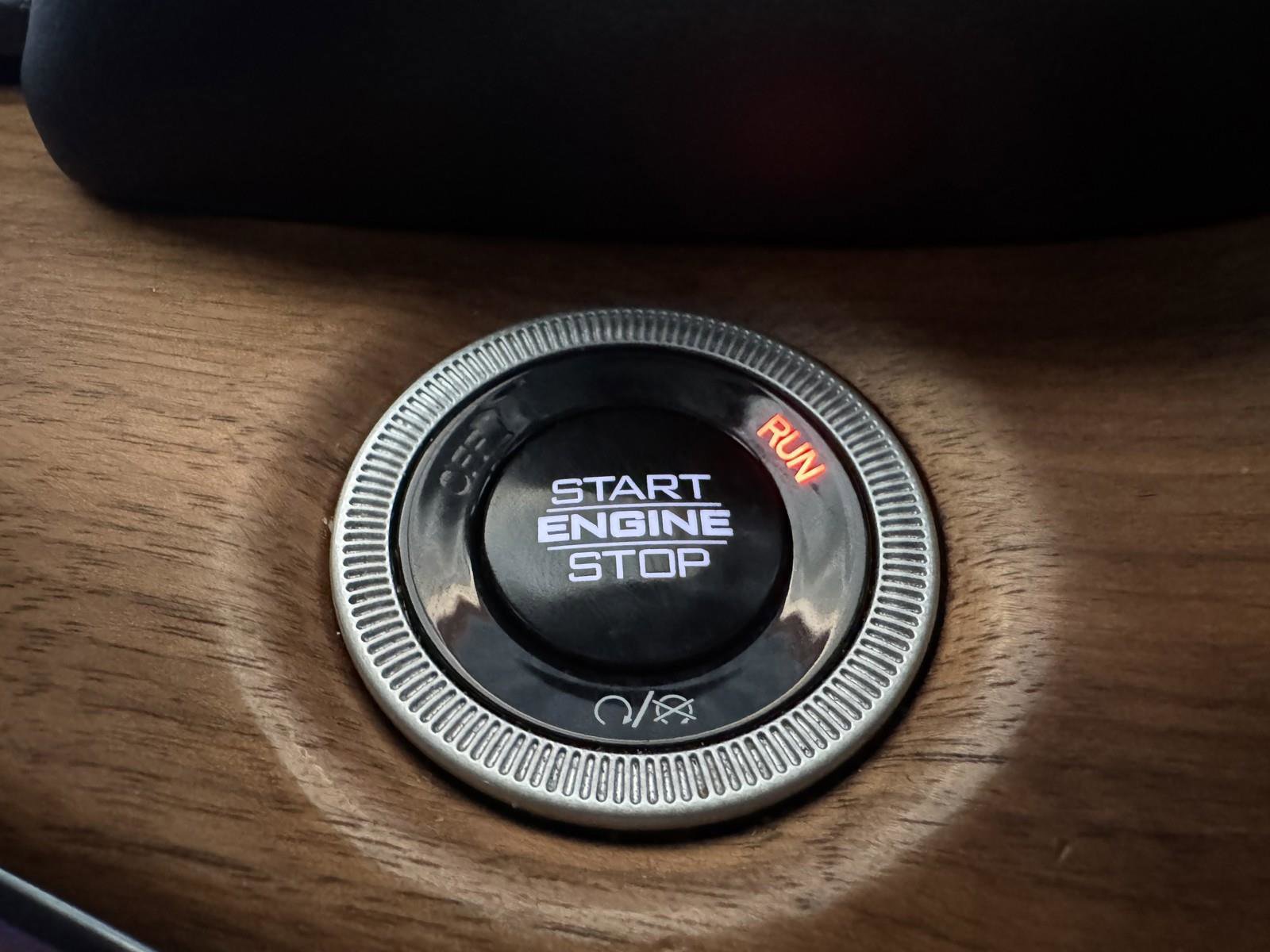 Used 2024 Jeep Grand Cherokee Summit image 19