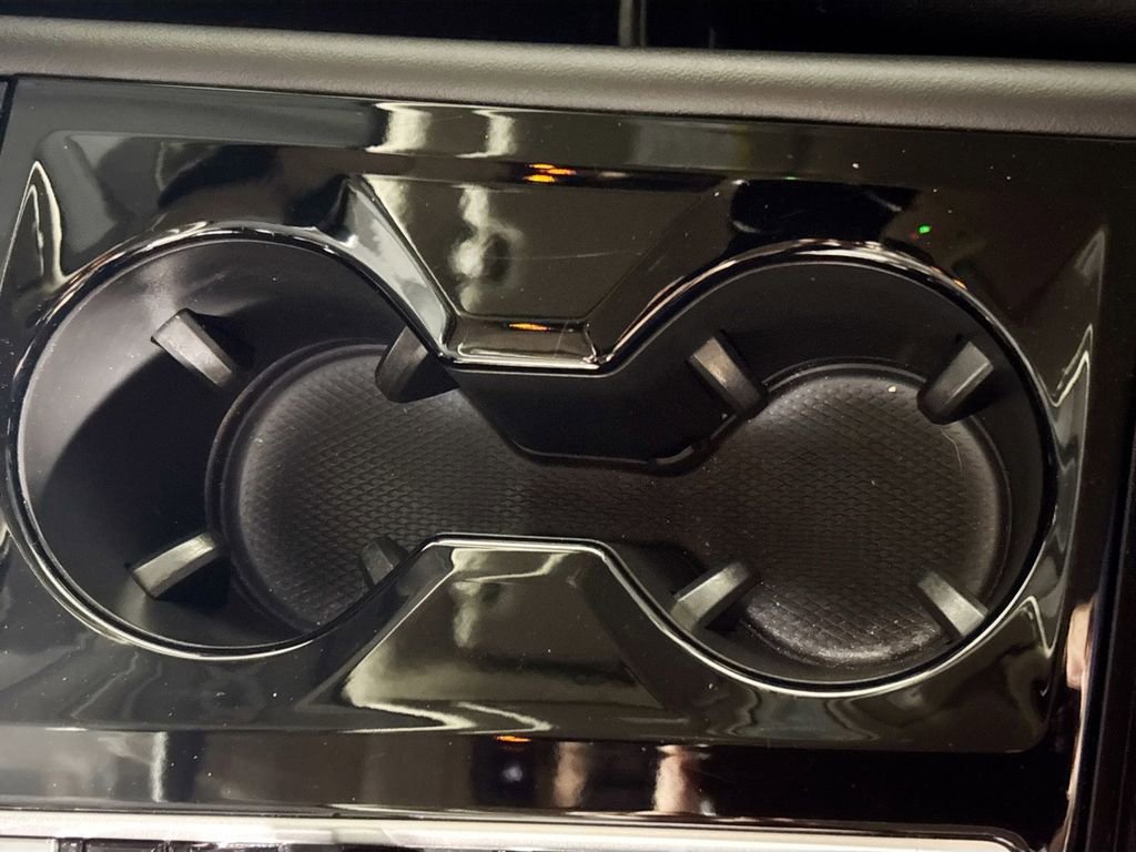 Certified 2024 Volkswagen Atlas SE image 15