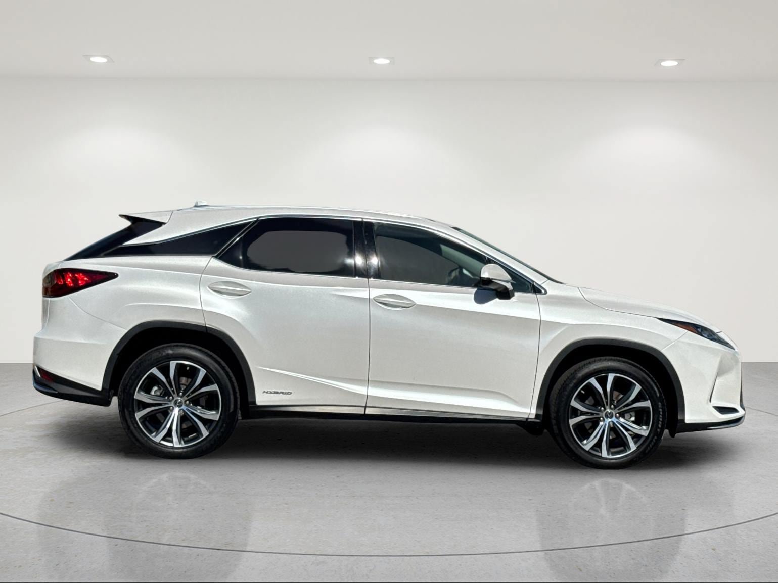 Used 2022 Lexus RX 450h AWD w/ Premium Package image 7