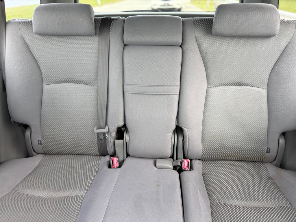 Used 2004 Toyota Highlander 2WD image 13