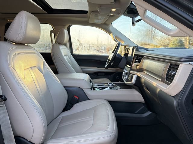 Used 2024 Ford Expedition Max Limited image 21