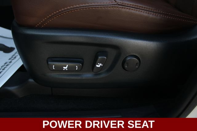 Used 2022 Toyota 4Runner Limited AWD/4WD image 3