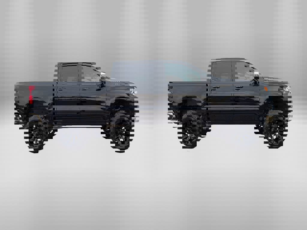 Used 2025 Chevrolet Silverado 1500 LT AWD/4WD image 5