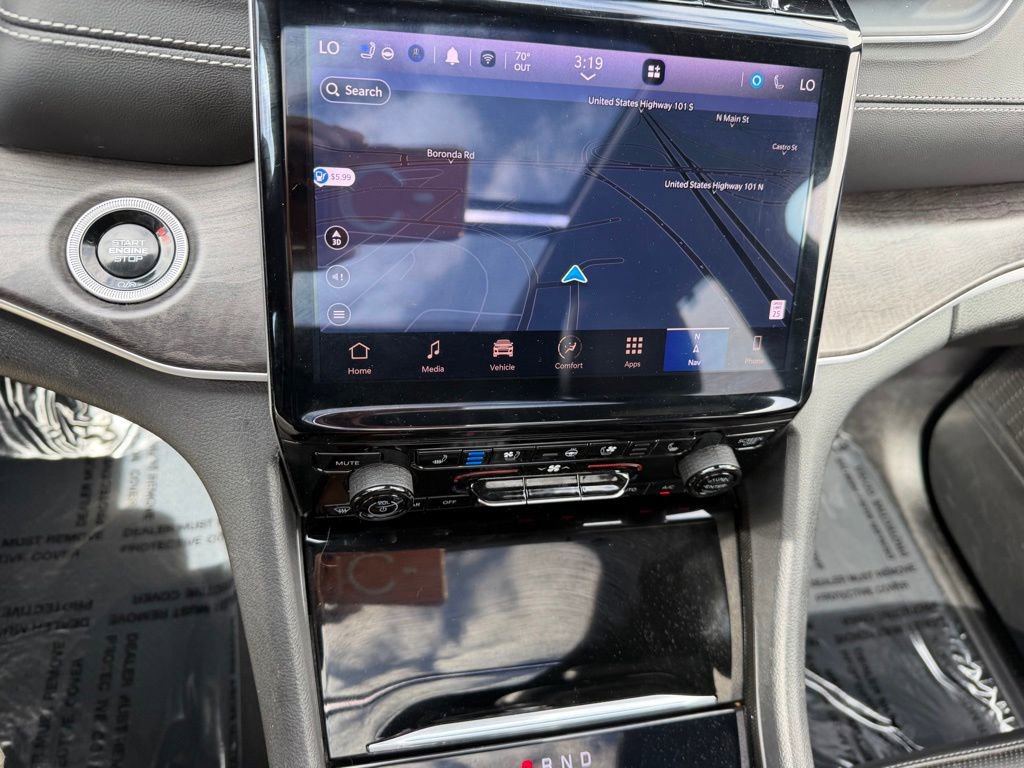 Used 2024 Jeep Grand Cherokee L Limited w/ Luxury Tech Group II image 23