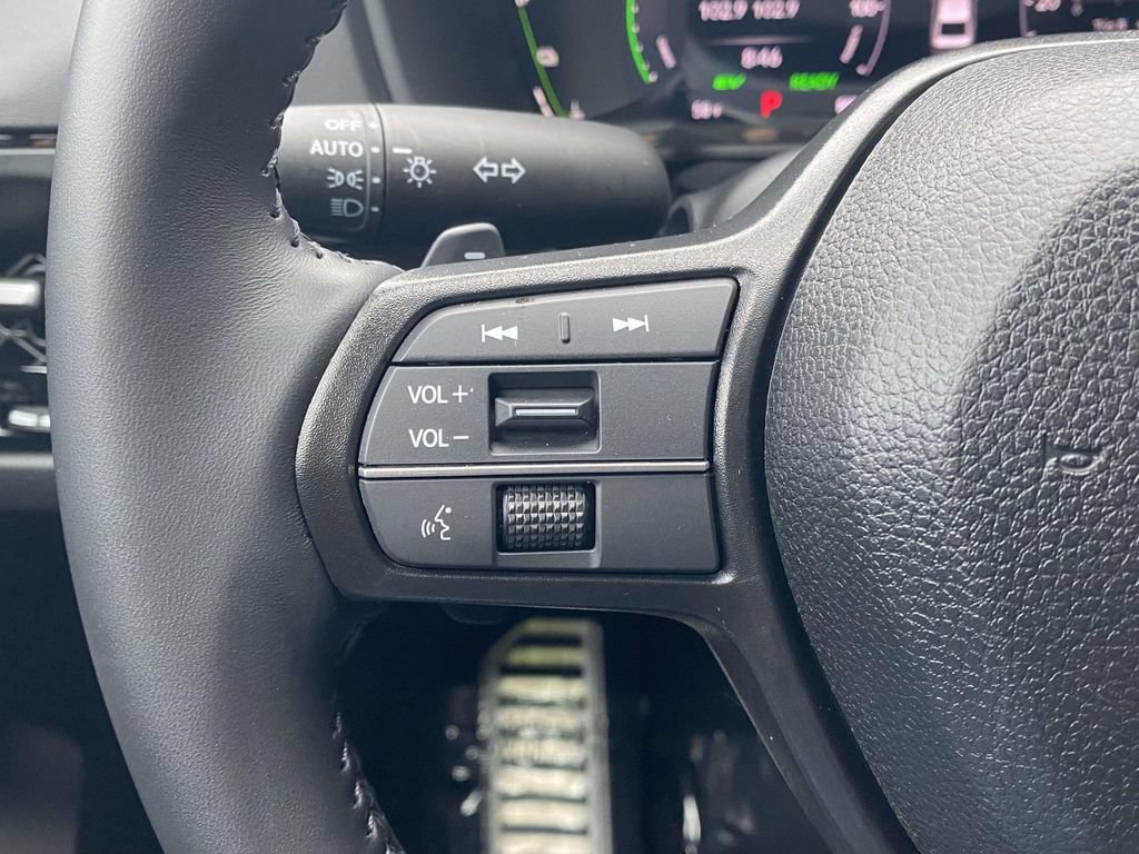Certified 2025 Honda Accord Sport image 19