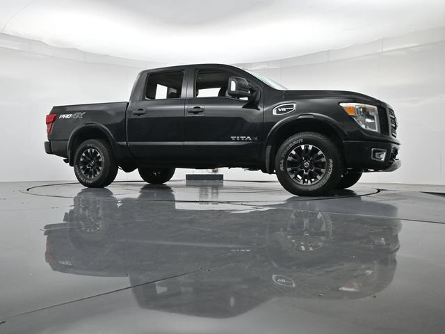 Used 2017 Nissan Titan PRO-4X w/ Pro-4x Convenience Package AWD/4WD image 34