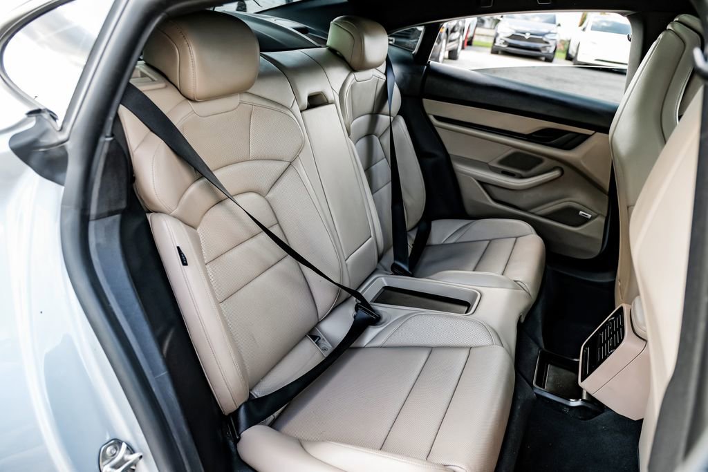 Used 2022 Porsche Taycan image 35