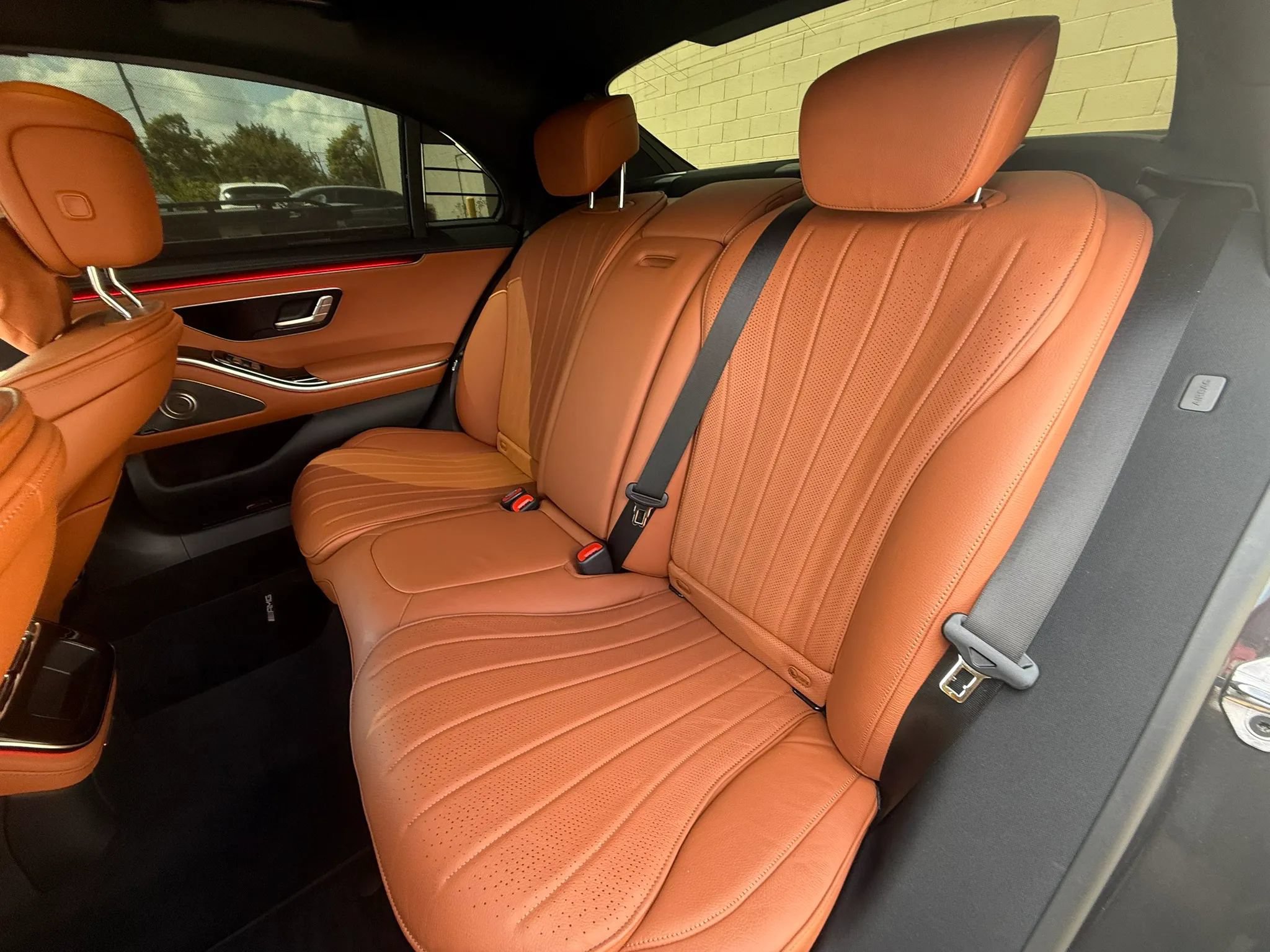 Used 2023 Mercedes-Benz S 580 4MATIC Sedan w/ AMG Line image 24