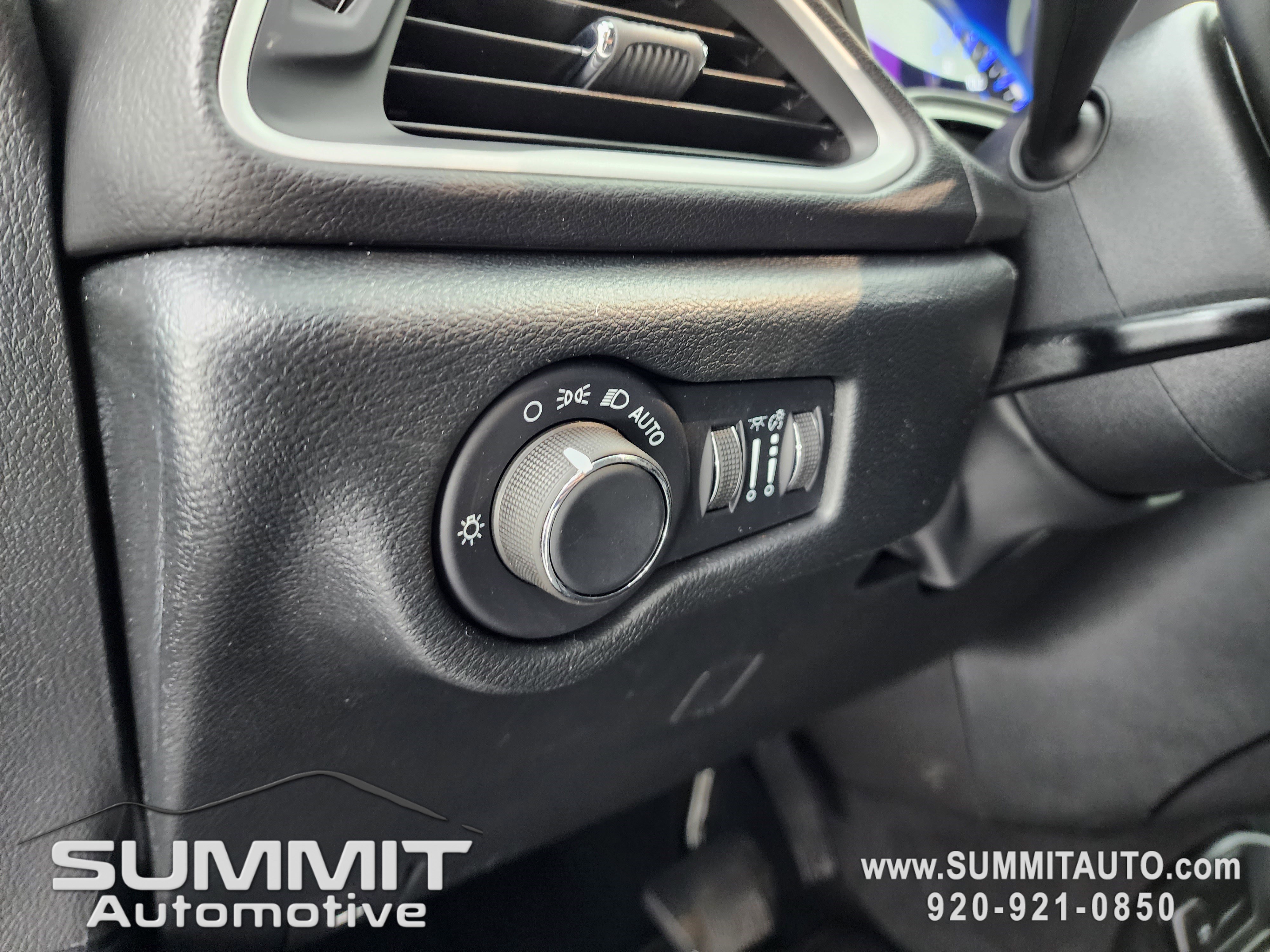 New 2026 Chrysler Voyager LX image 42