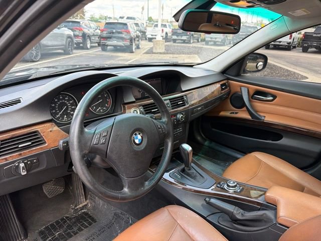 Used 2011 BMW 335i xDrive Sedan AWD/4WD image 18