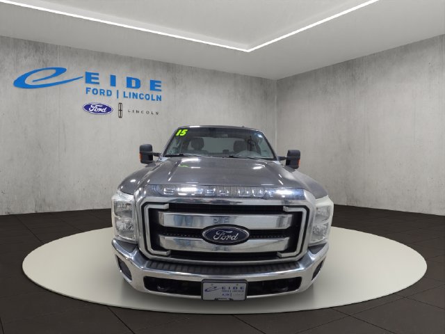Used 2015 Ford F250 XLT w/ XLT Interior Package AWD/4WD image 3