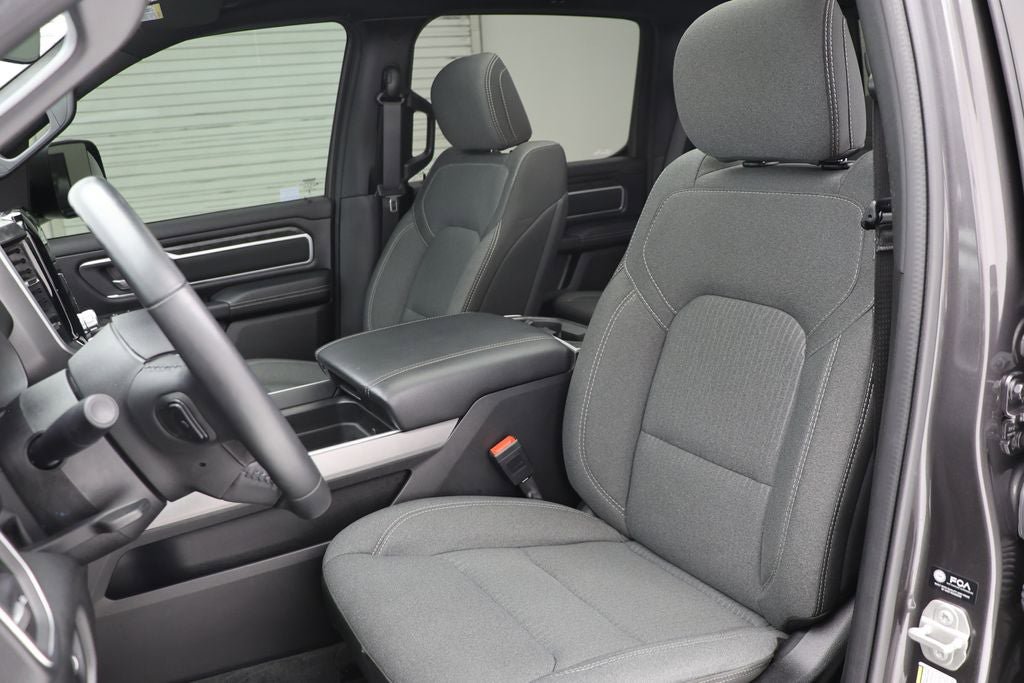 Used 2023 RAM 1500 Big Horn AWD/4WD image 18