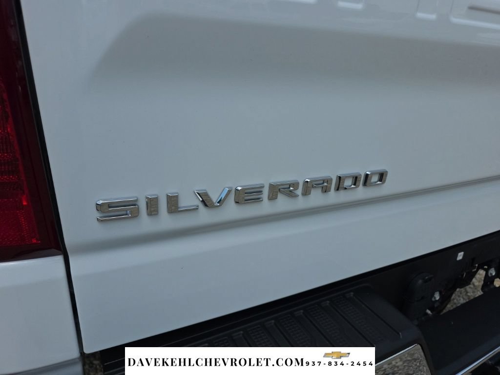 Used 2023 Chevrolet Silverado 1500 LT AWD/4WD image 35