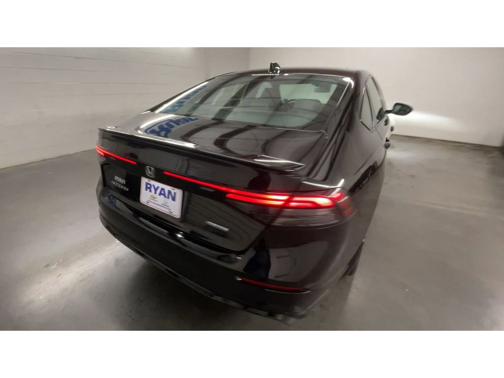 Used 2024 Honda Accord Sport image 8