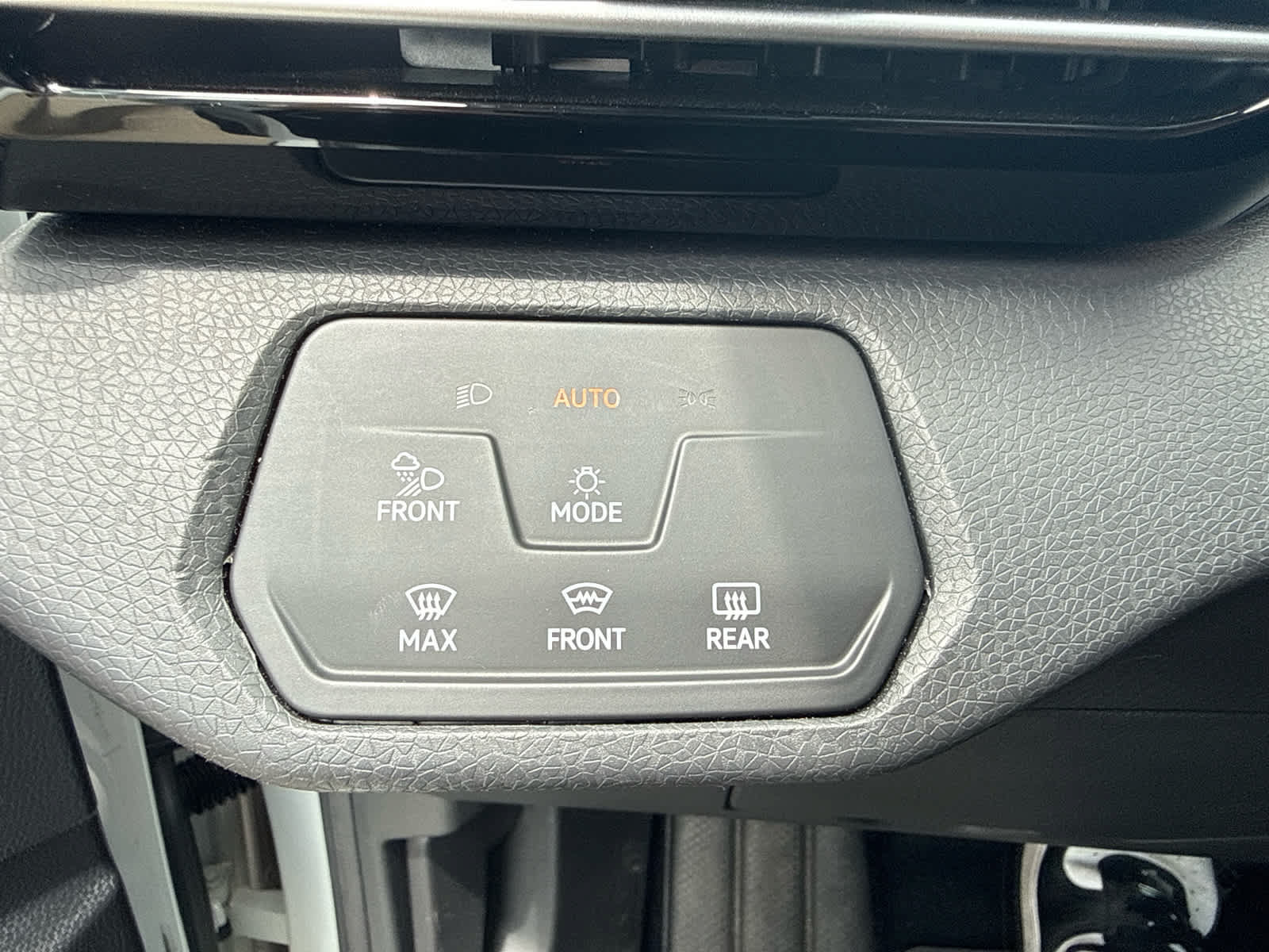 Used 2023 Volkswagen ID.4 Pro S AWD/4WD image 15