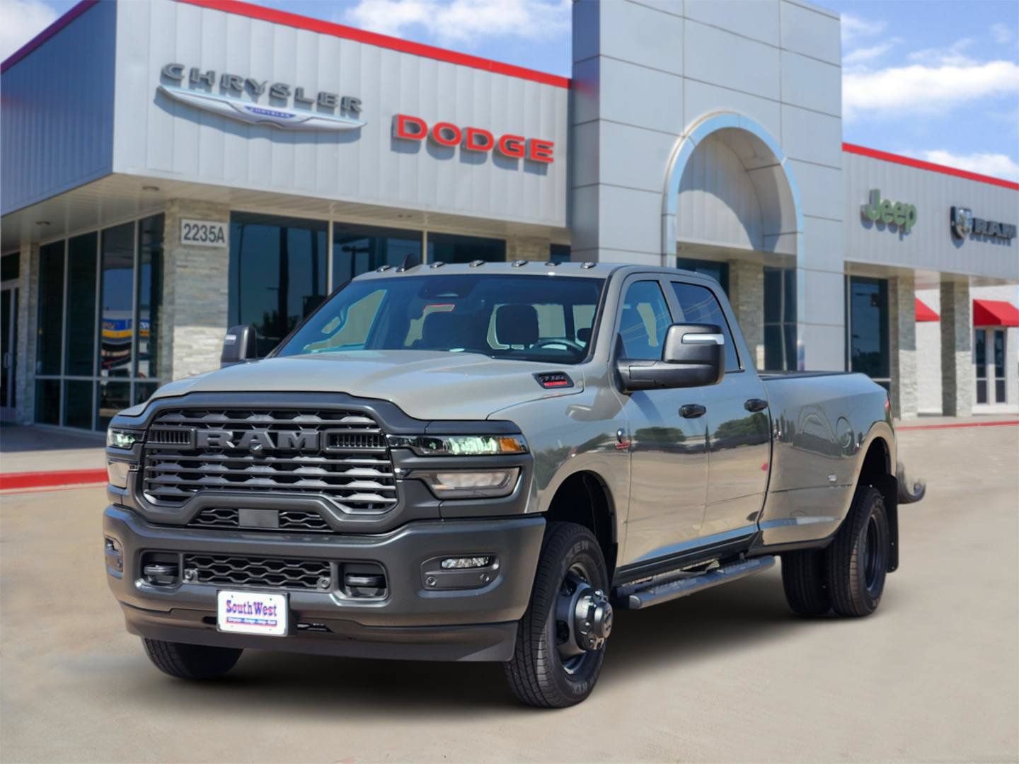 New 2026 RAM 3500 Tradesman AWD/4WD image 2