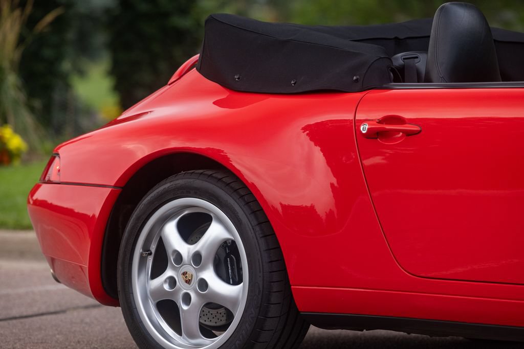 Used 1995 Porsche 911 Carrera RWD image 69