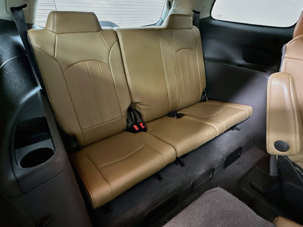 Used 2015 Buick Enclave Leather FWD image 27