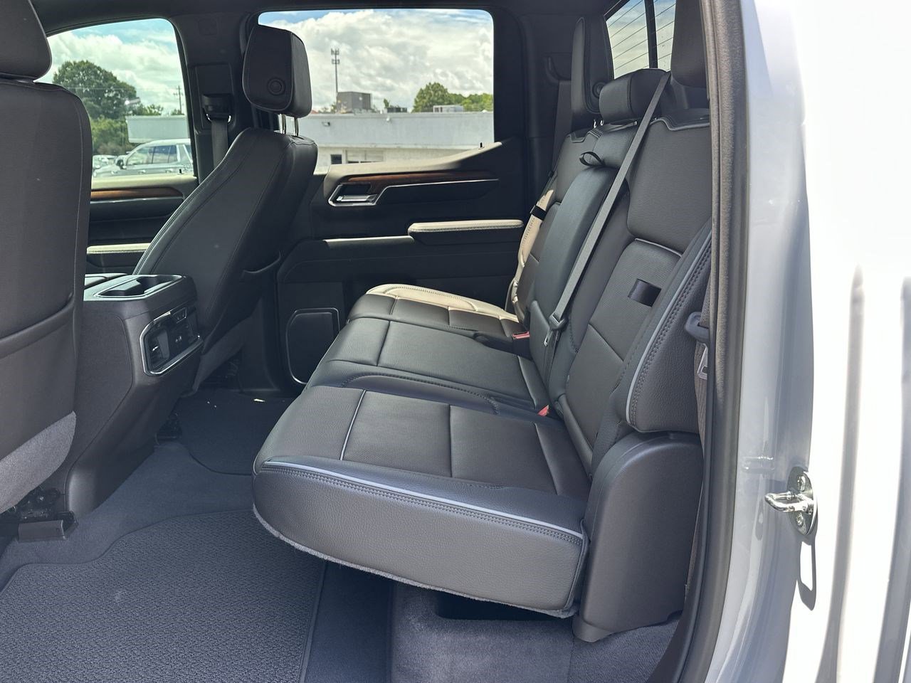 Certified 2023 GMC Sierra 1500 Denali w/ Denali Reserve Package image 26