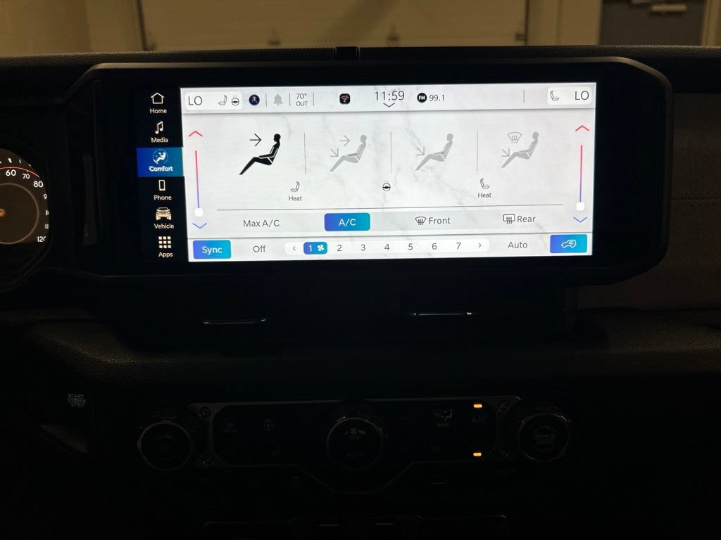 Used 2025 Jeep Wrangler Sport AWD/4WD image 21