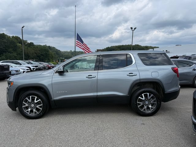 Used 2023 GMC Acadia SLE AWD/4WD image 2